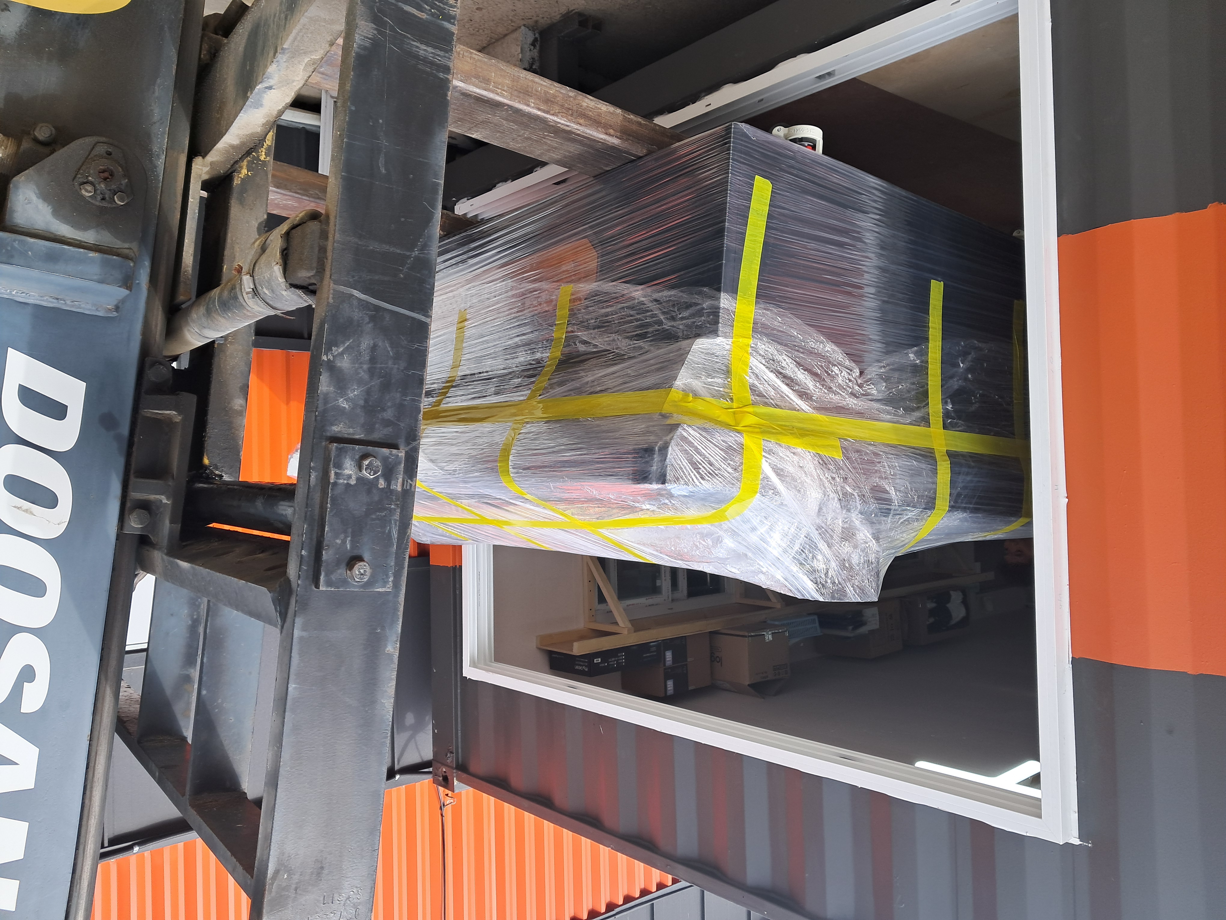 김해 디고트 오토컷 평판재단기 F1612 설치완료 첨부파일 : 1736843431_3.jpg