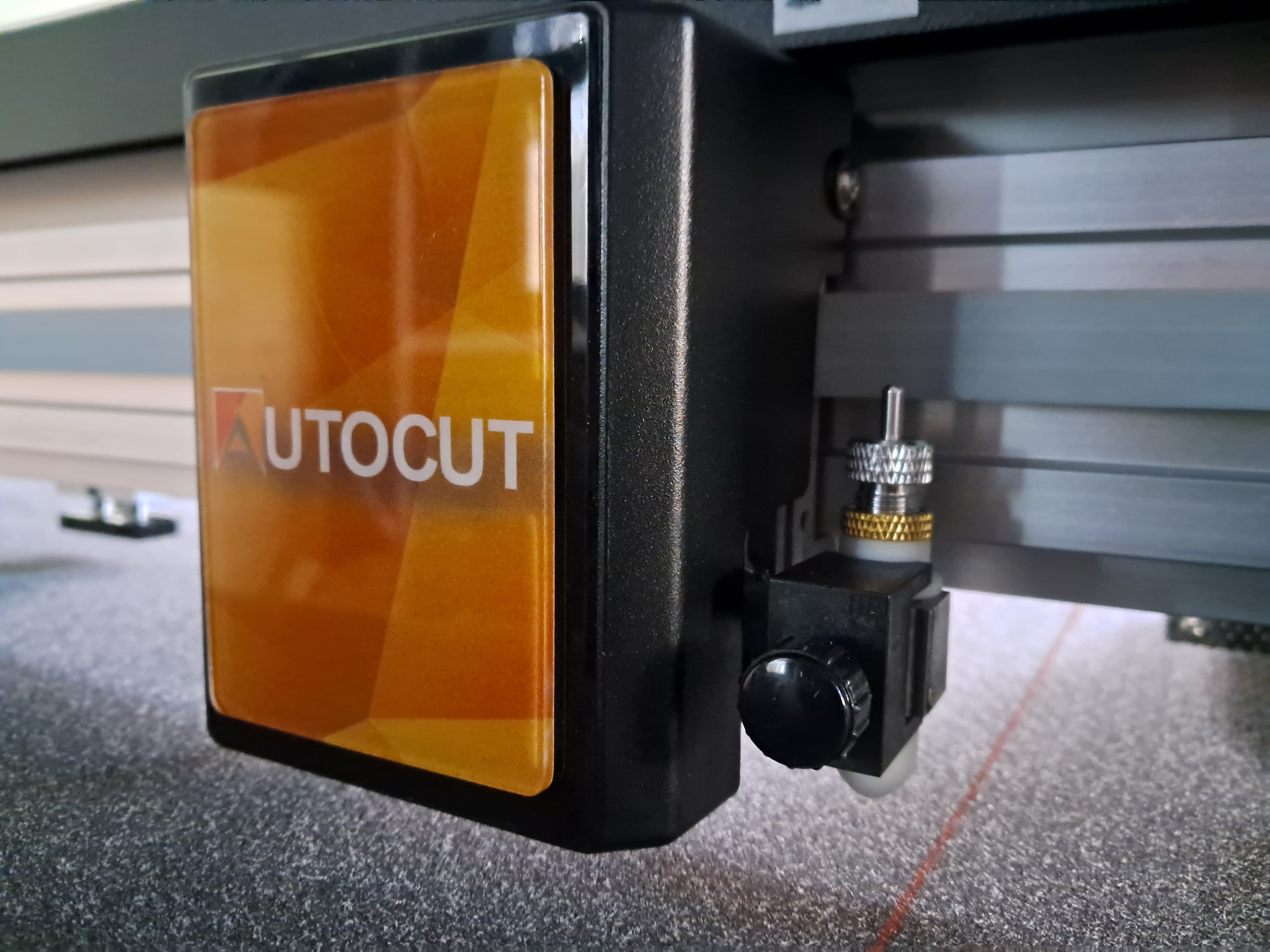 제주 하나자동차용품 KC인증 평판재단기 F1612 설치완료 첨부파일 : 1738720309_7.jpg