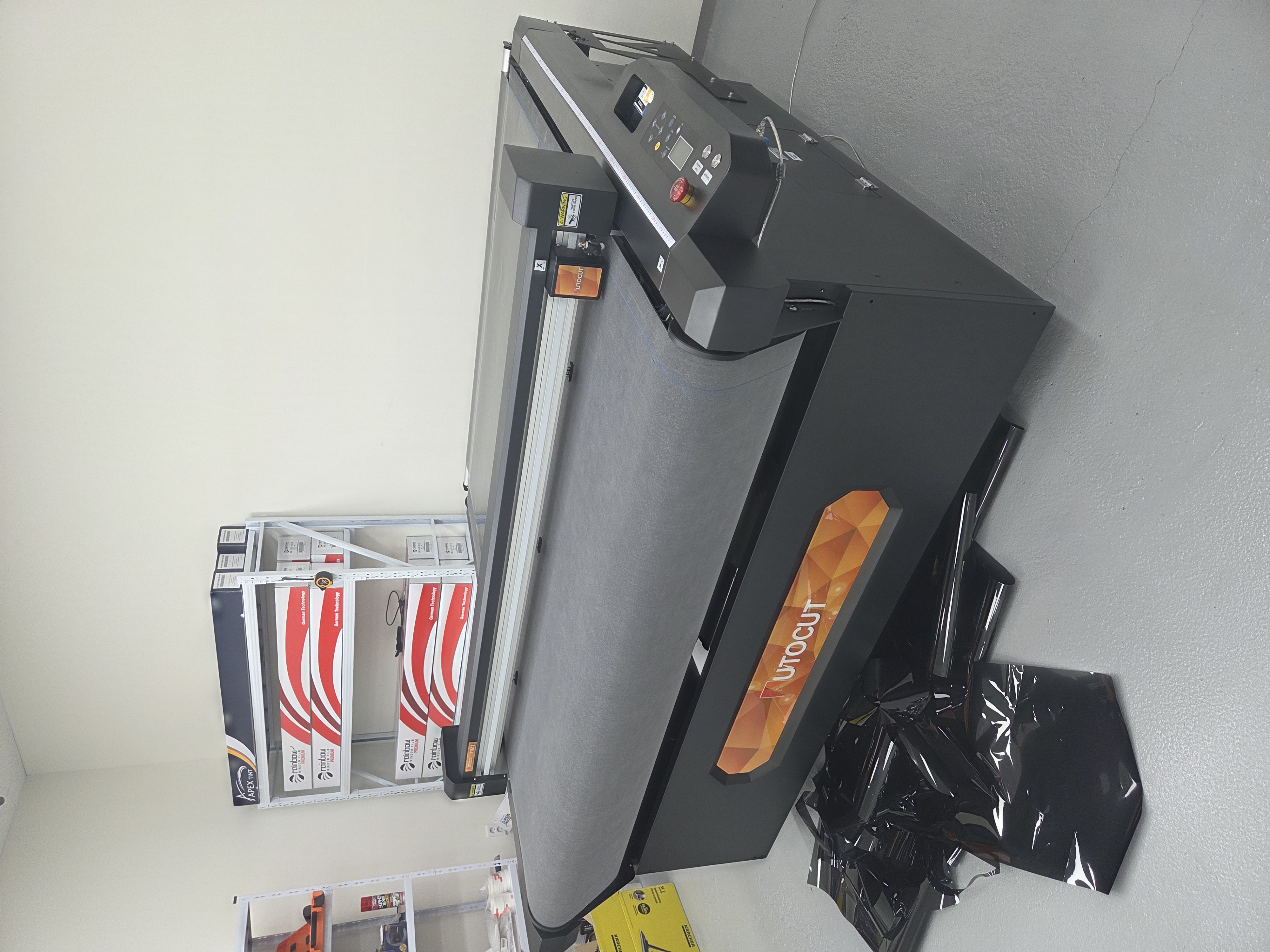 경주 디오팩토리 F1612 평판재단기 설치 첨부파일 : 1772771137_8.jpg